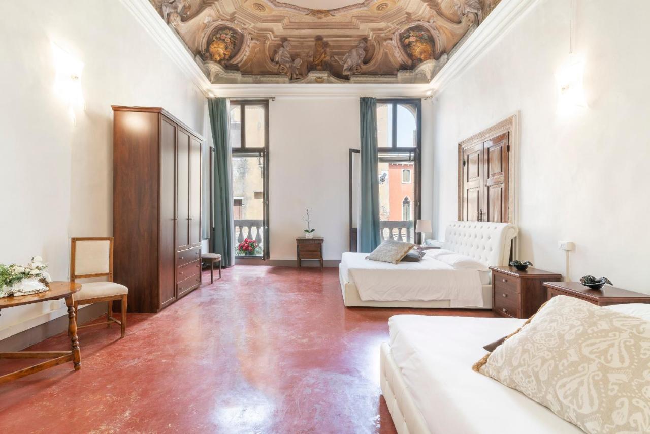 Riva Palace Apartments By Wonderful Italy Venice Exterior photo